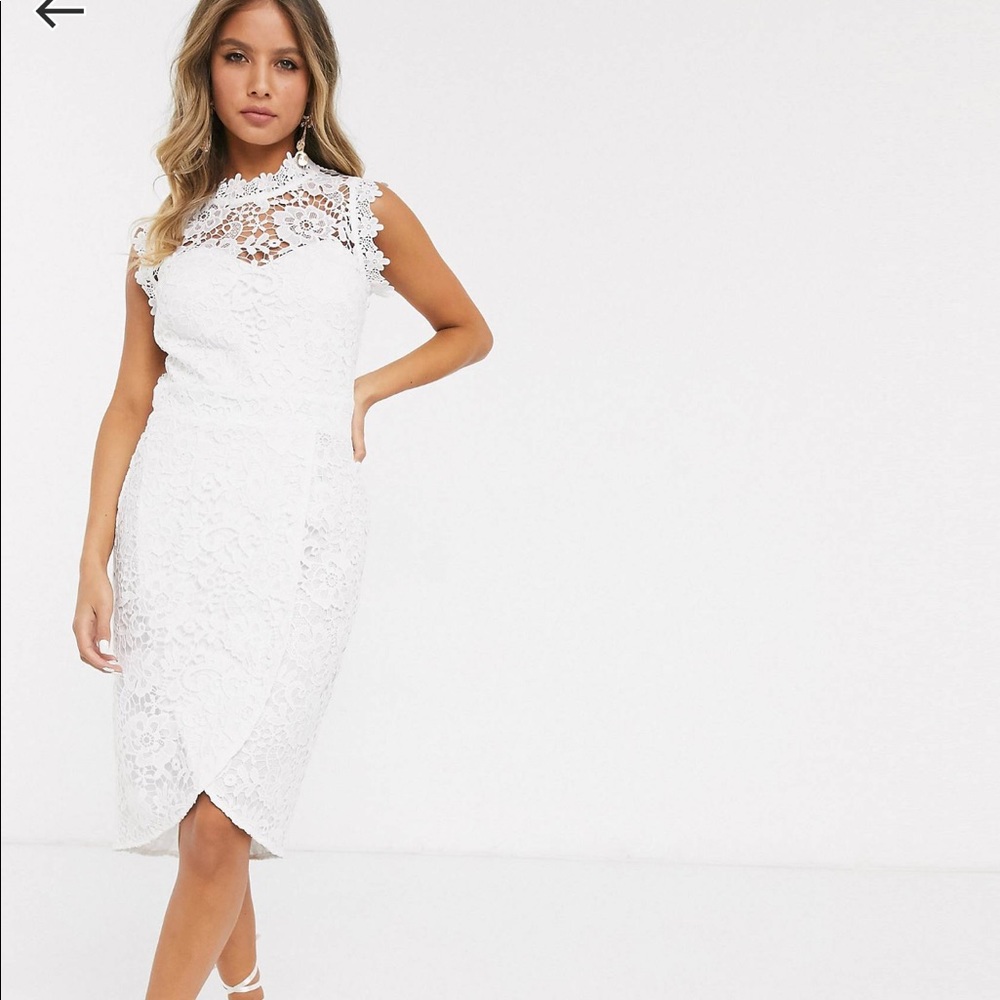 PAPER DOLLS Dress.